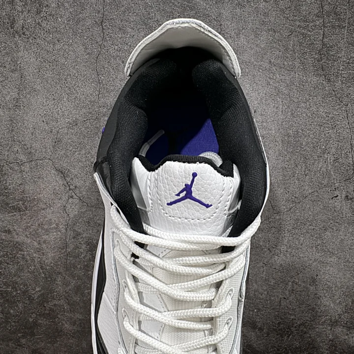 View 8 of Air Courtside 23 Simplified Mid-Top Retro Casual Sports Cultural Basketball Shoes AR1000-104