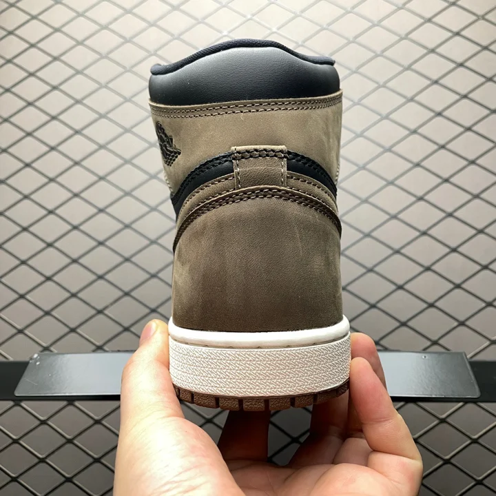View 47 of Air Jordan 1