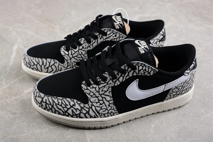 View 70 of Air Jordan 1