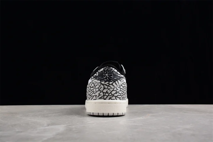 View 68 of Air Jordan 1