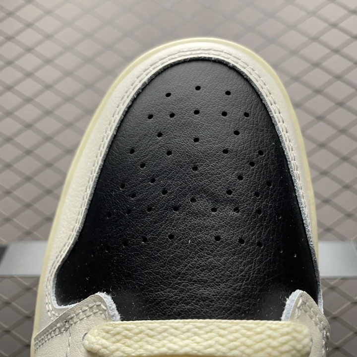 View 7 of Air Jordan 1