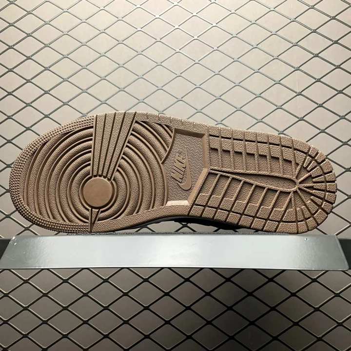 View 50 of Air Jordan 1