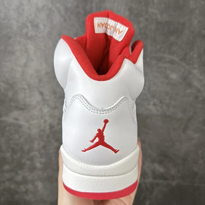 View 40 of Air Jordan 5