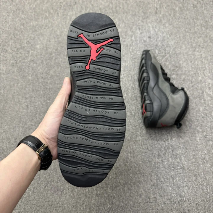 View 6 of Air Jordan 10