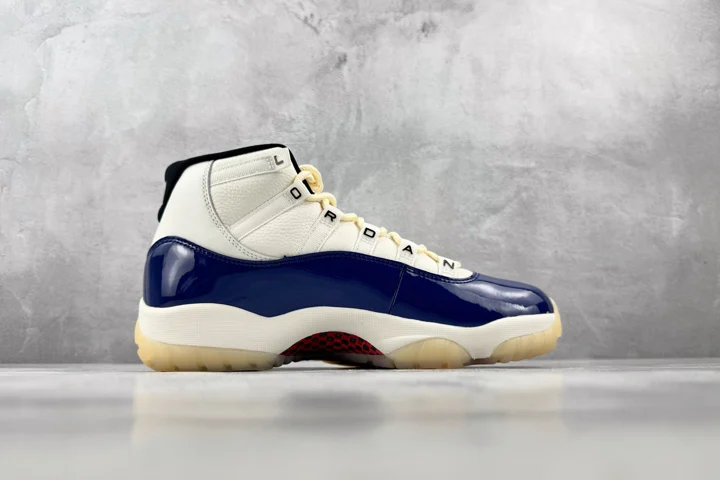 View 119 of Air Jordan 11