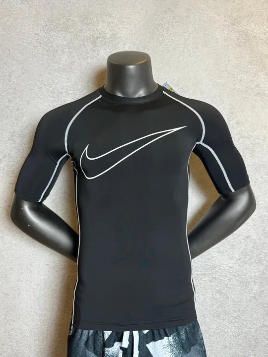 Black Short Sleeve Compression Shirt · Style 001