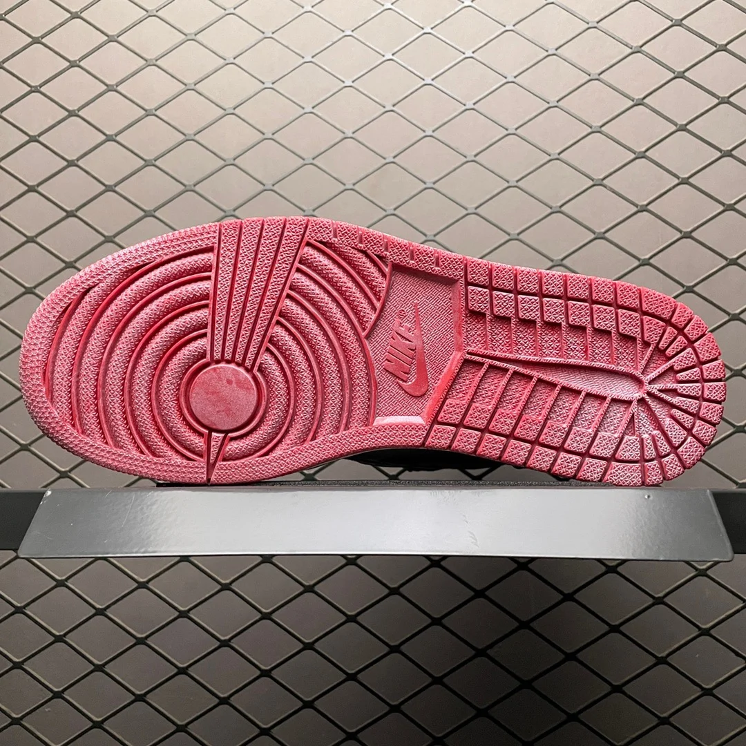 Air Jordan 1 High | Chicago Lost and Found | DZ5485-612