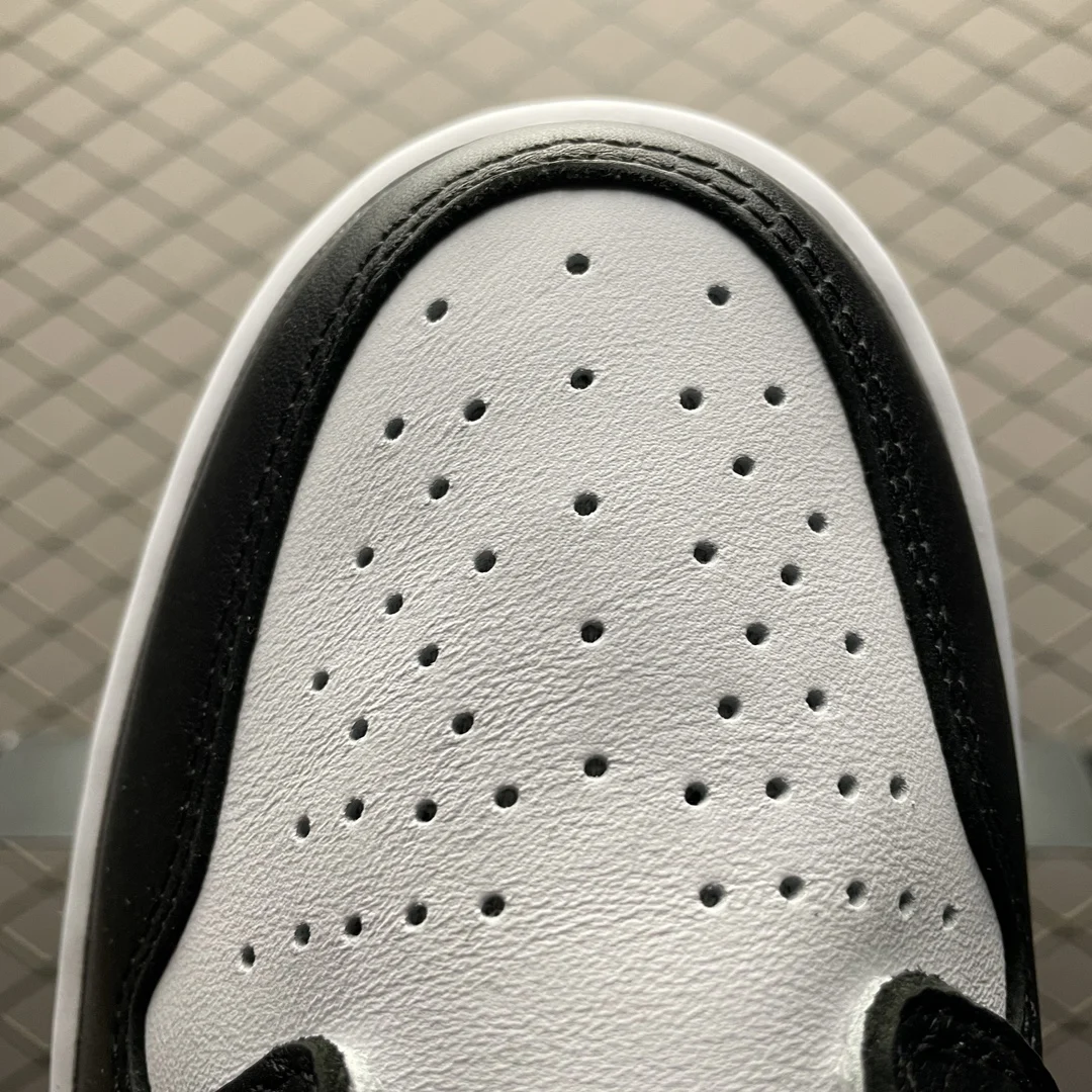Air Jordan 1 Low | Black Toe | CZ0790-106