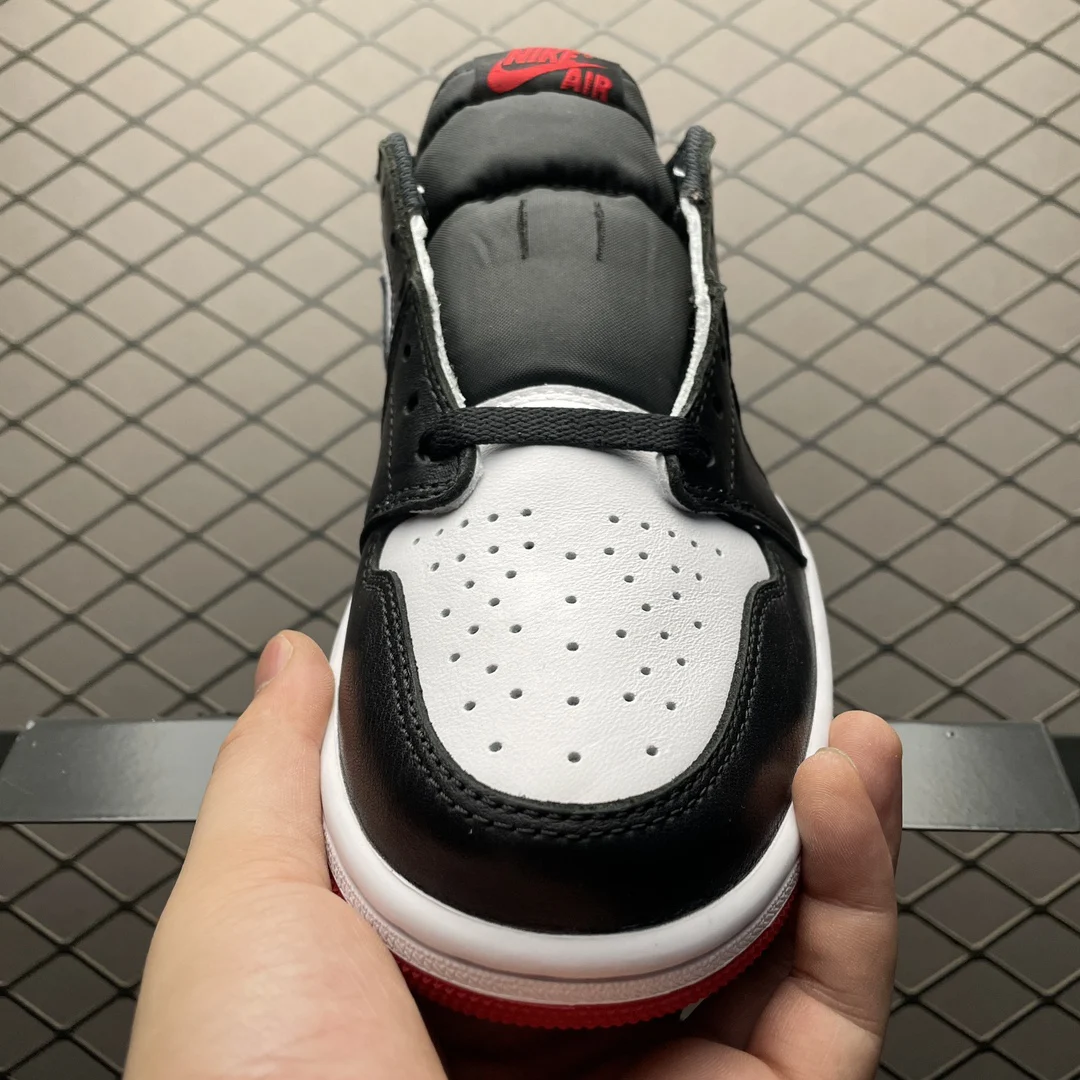 Air Jordan 1 Low | Black Toe | CZ0790-106