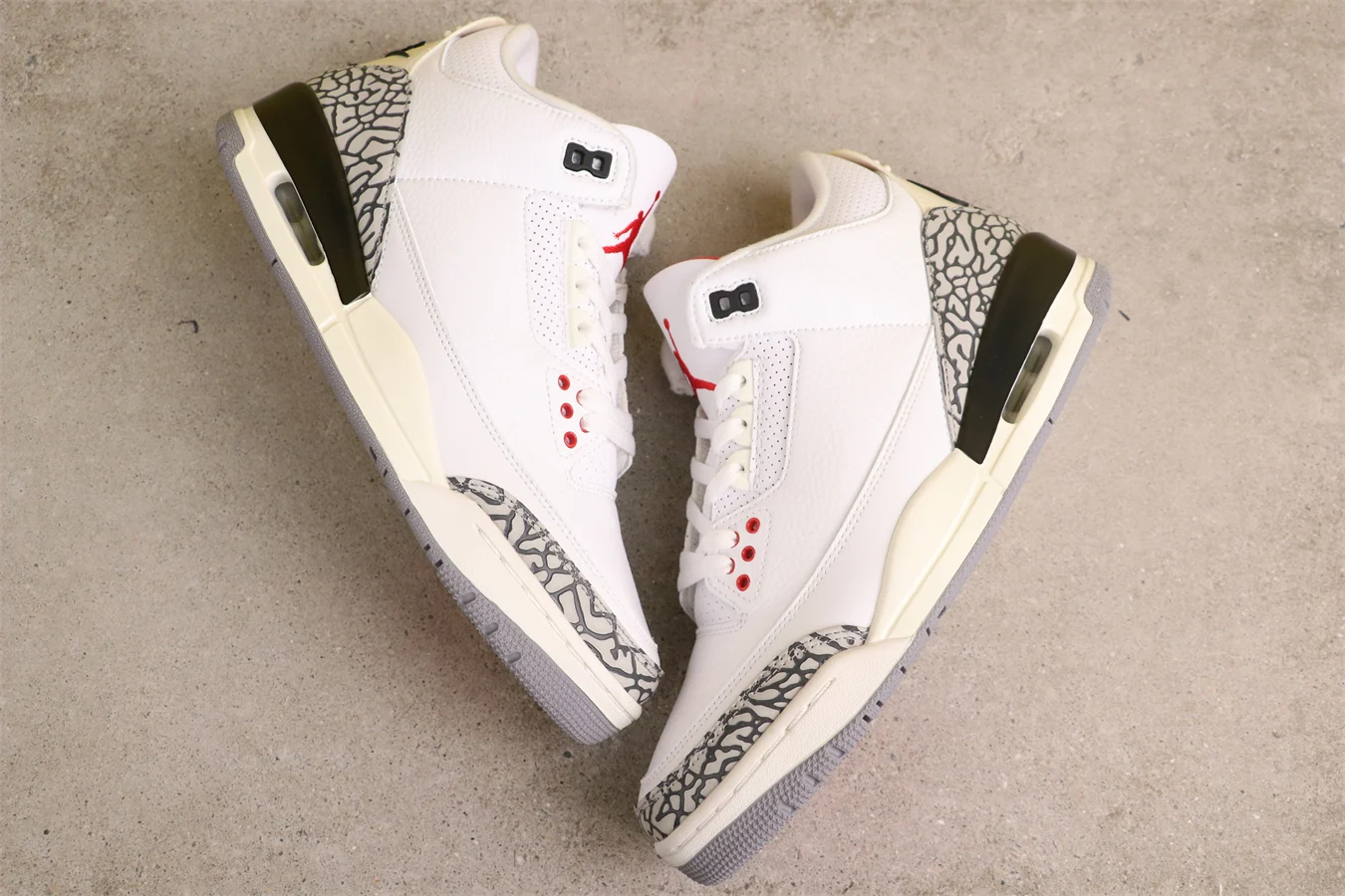 Air Jordan 3 High | White Cement Reimagined | DN3707-100