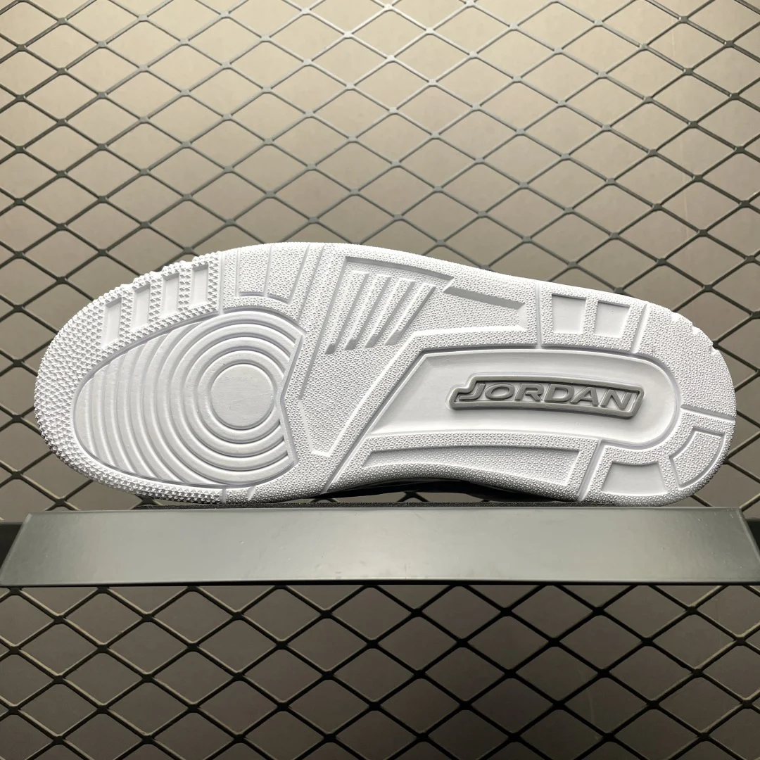 Air Jordan 3 High | Pure Money | CT8532-111