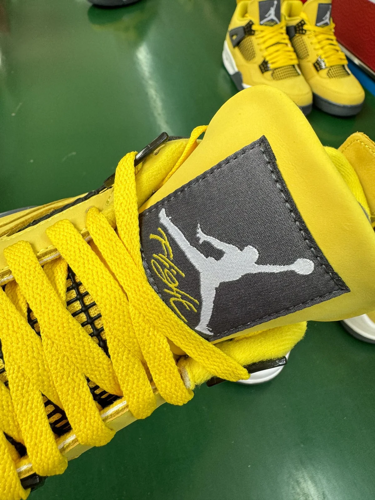 Air Jordan 4 High | Tour Yellow / Lightning | CT8527-700