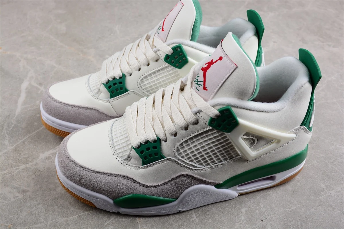 Air Jordan 4 High | Pine Green (Nike SB) | DR5415-103