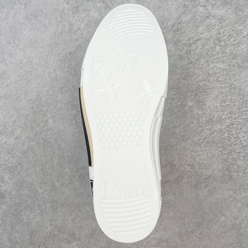 Dior B23 League High-Top and Low-Top Sneakers | High · White and Black Oblique Canvas