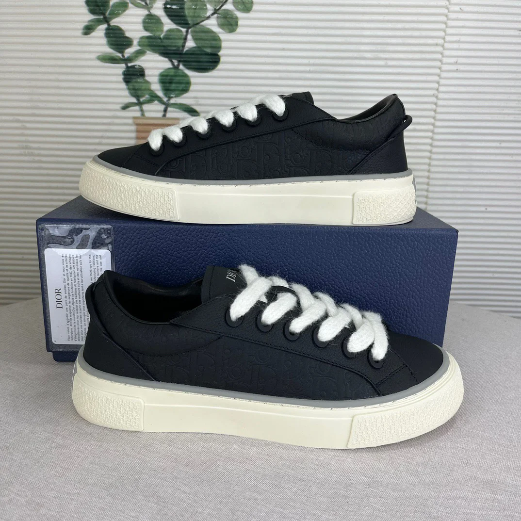 Dior B33 Spin Low-Top Sneaker | Black Calfskin and Dior Gravity