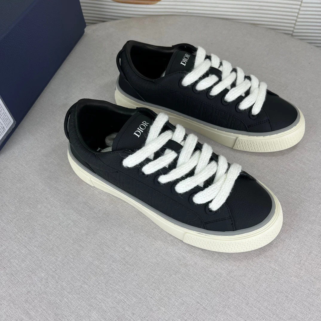Dior B33 Spin Low-Top Sneaker | Black Calfskin and Dior Gravity