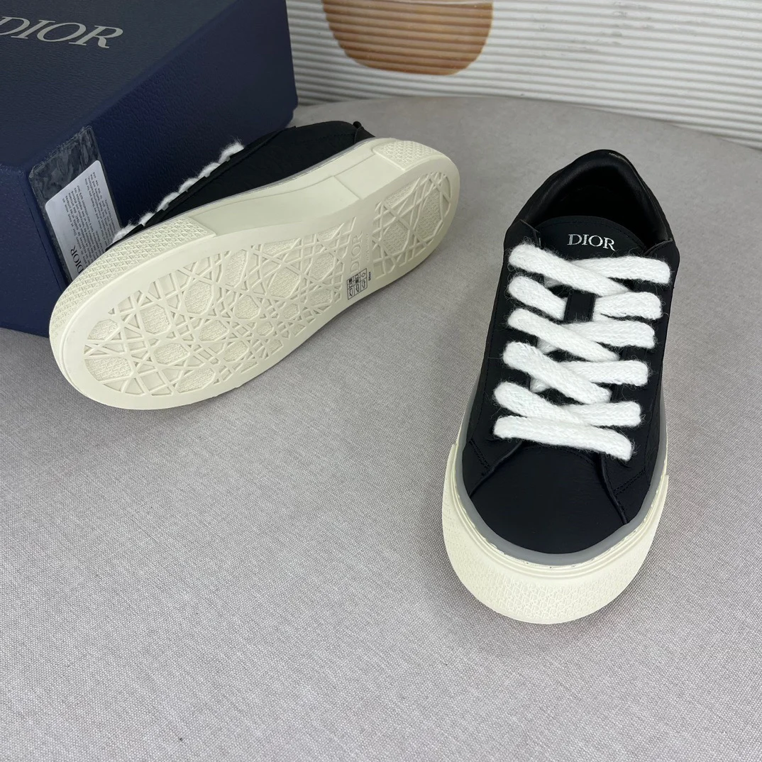 Dior B33 Spin Low-Top Sneaker | Black Calfskin and Dior Gravity