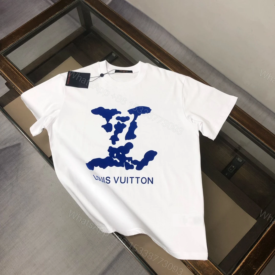LV 高仿白色短袖T恤 藍色雲朵立體Logo設計 男裝休閒百搭時尚款 — view 1