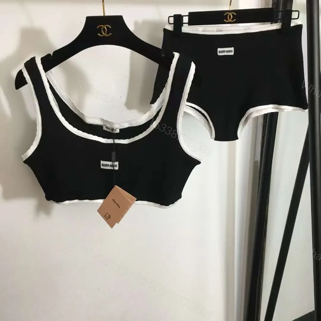 MIU MIU — view 1
