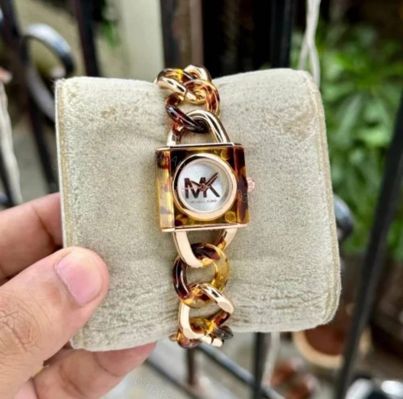 First Copy Michael Kors Watch For Her — view 1