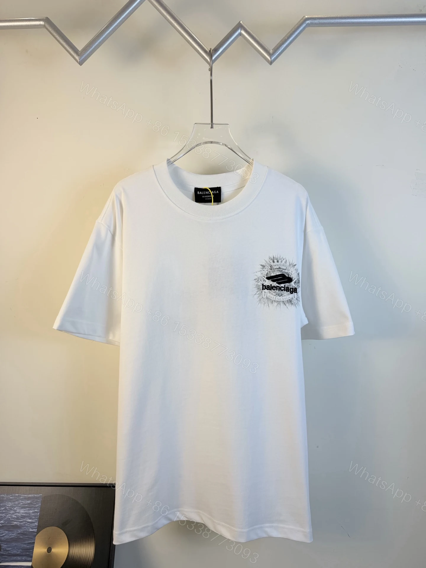 Balenciaga 原單 男款 刺繡Logo短袖T恤 白色簡約潮流款 — view 1