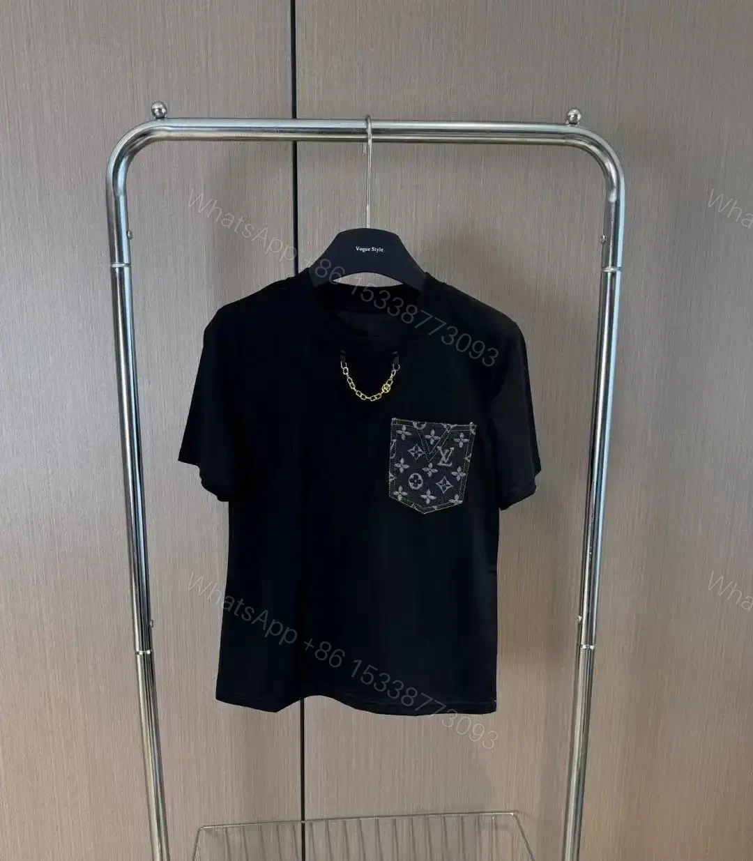 LOUIS VUITTON — view 1