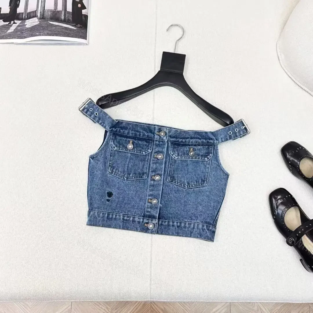 DIOR — view 1