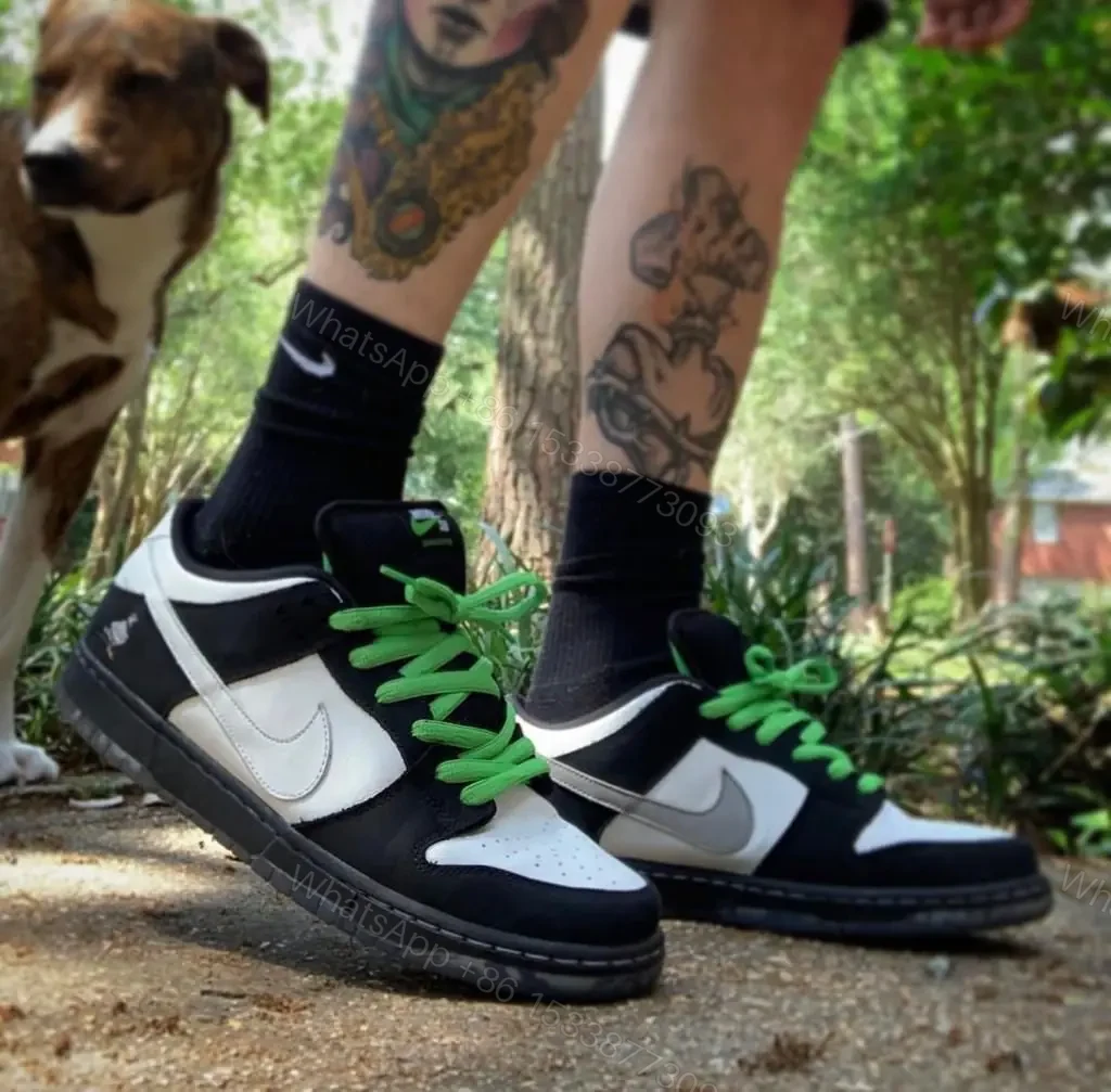 NIKE SB DUNK LOW PANDA PIGEON — view 1