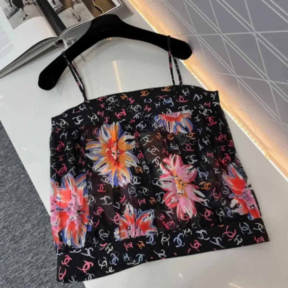 CHANEL — view 1