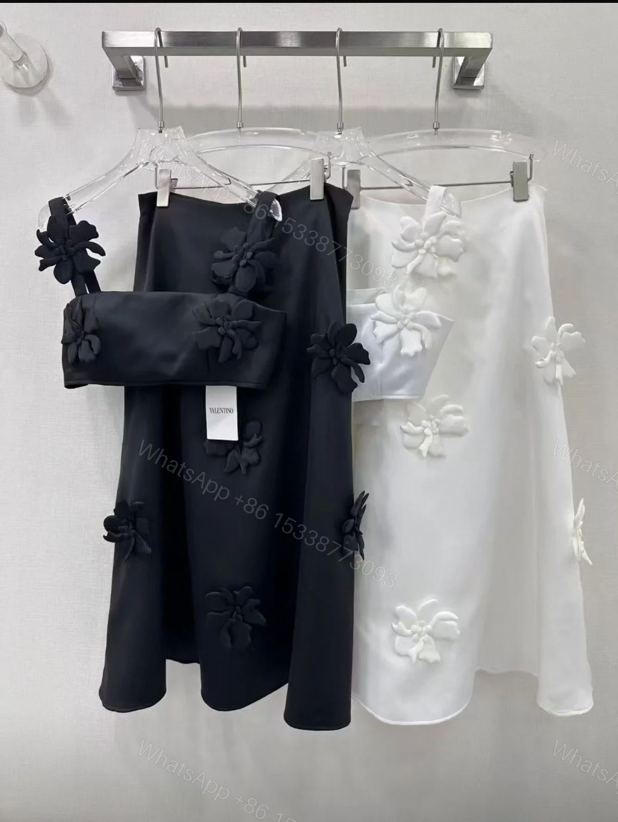 VALENTINO — view 1