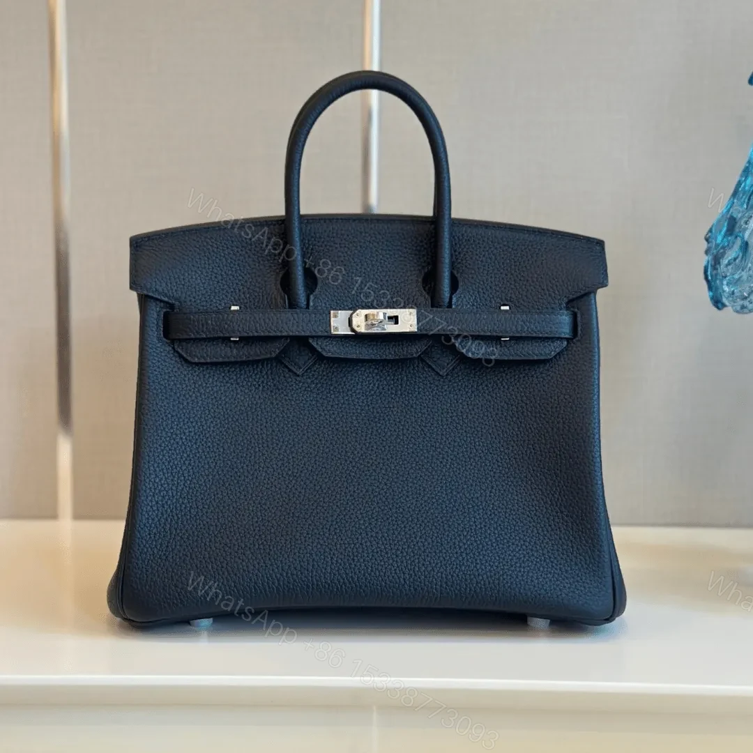 HN 30 Dakr Blue Togo Leather Palladium Hardware — view 1