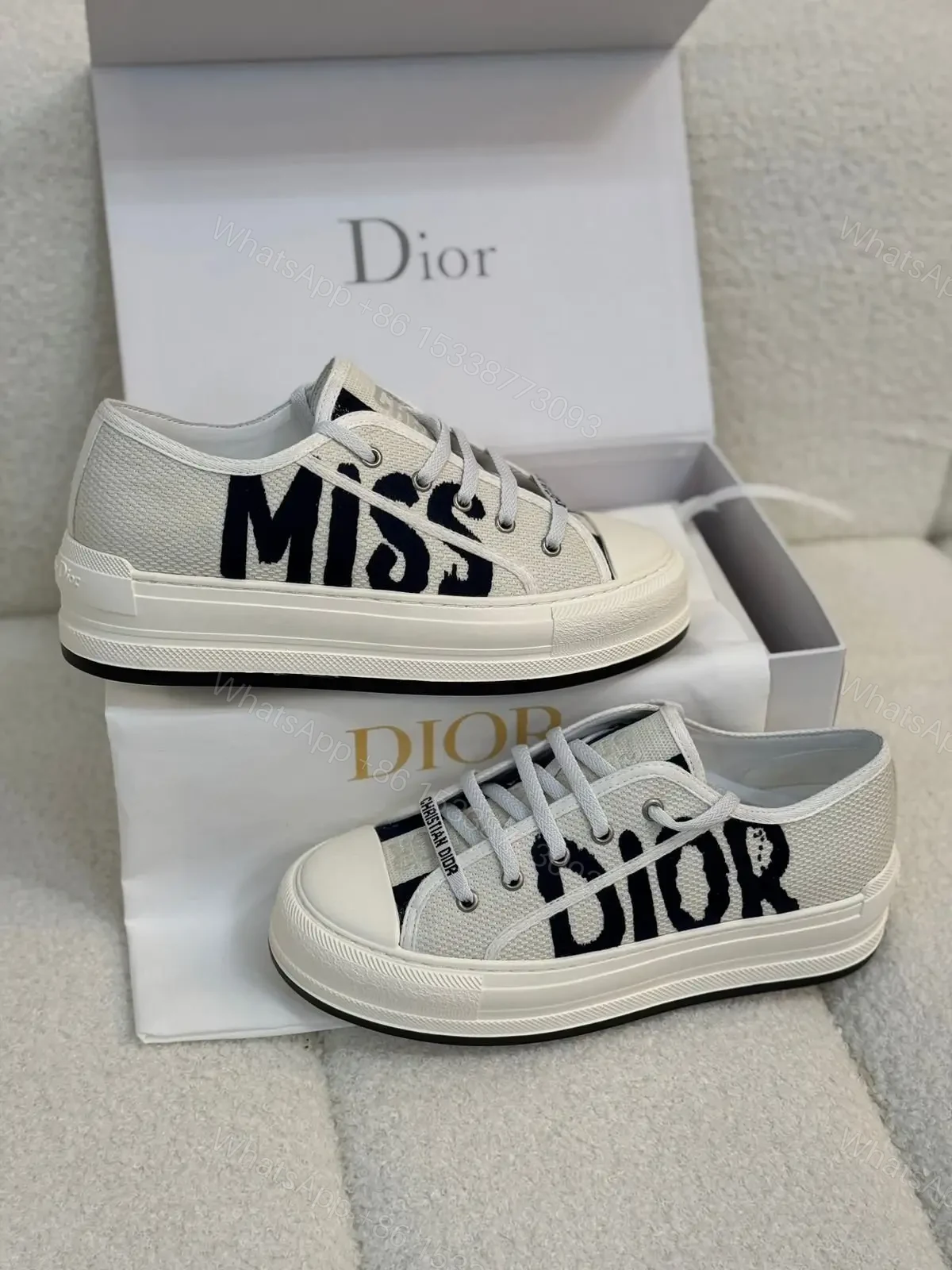 DIOR — view 1