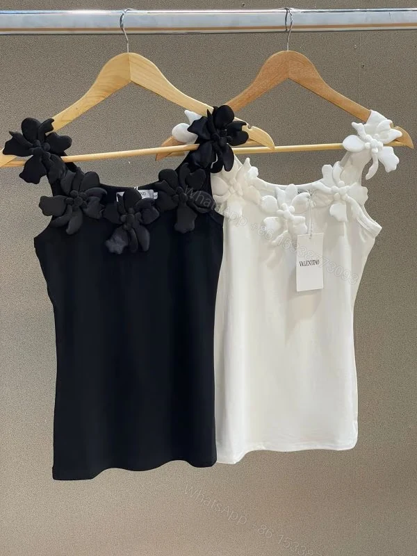 VALENTINO — view 1