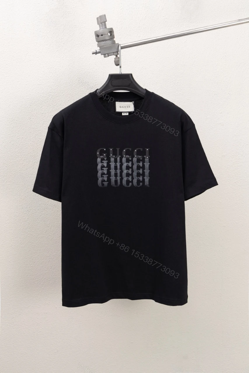 Gucci原單男款短袖T 黑色漸層LOGO設計 百搭時尚有型款 — view 1