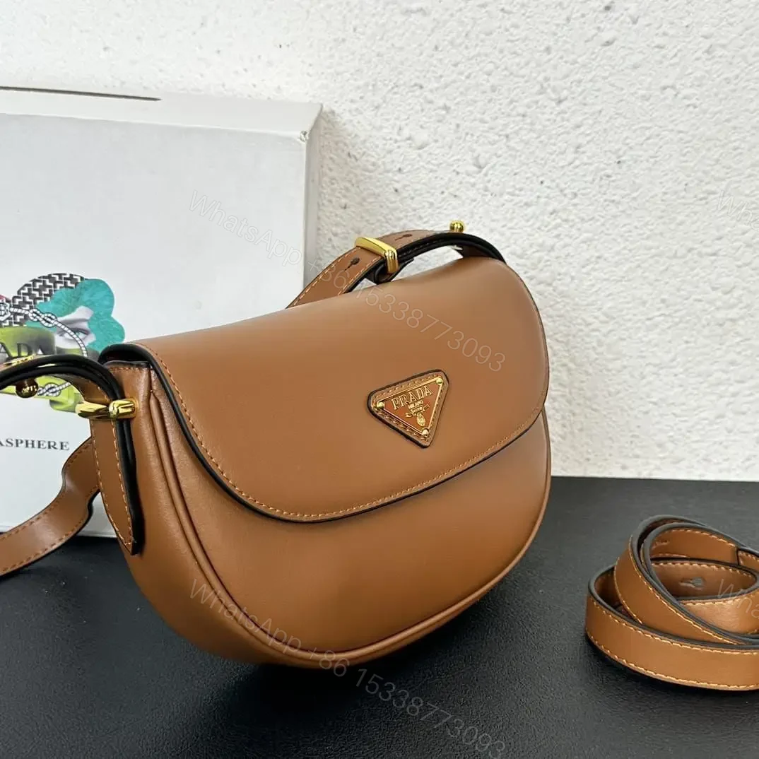 PRADA — view 1