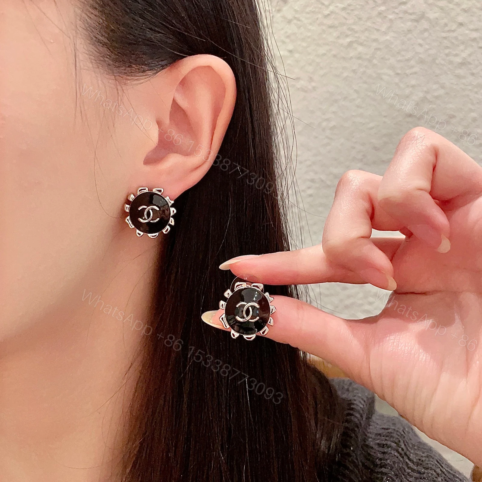 Chanel黑色復古雙C耳環 氣質高仿時尚耳飾 — view 1