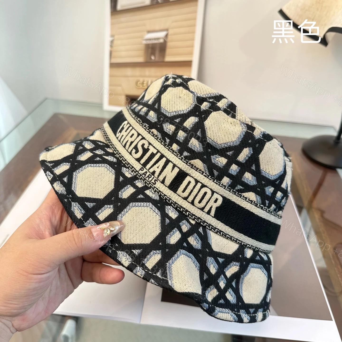 高仿Dior Oblique漁夫帽 黑色滿版刺繡款 — view 1