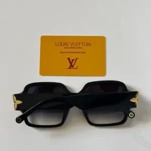 LOUIS VUITTON — view 1
