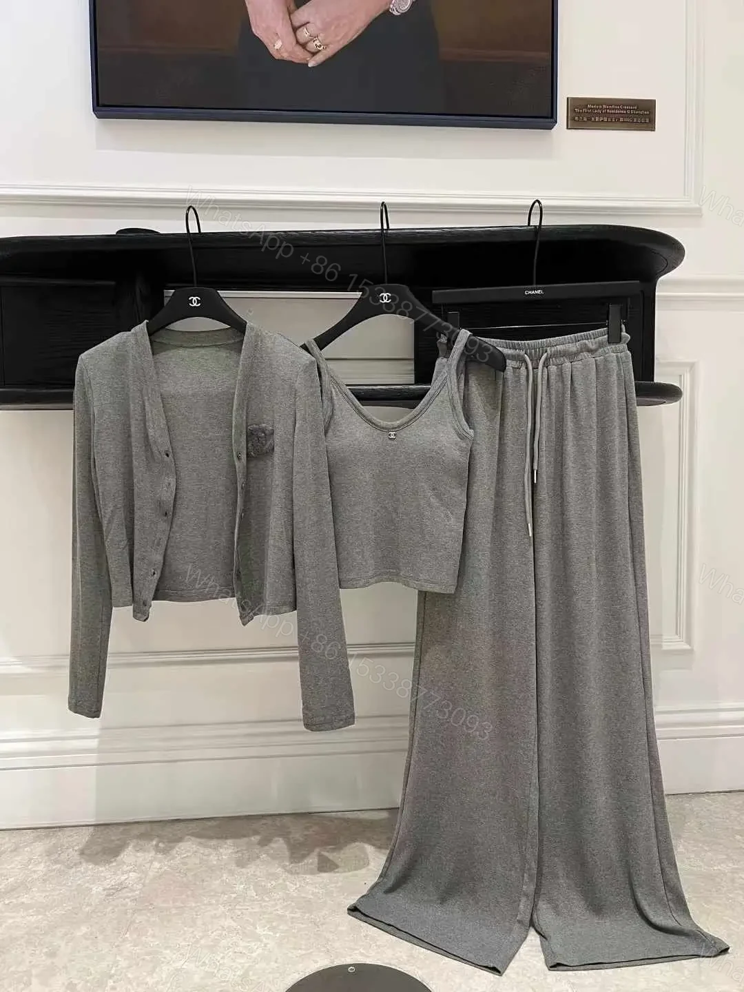 CHANEL — view 1