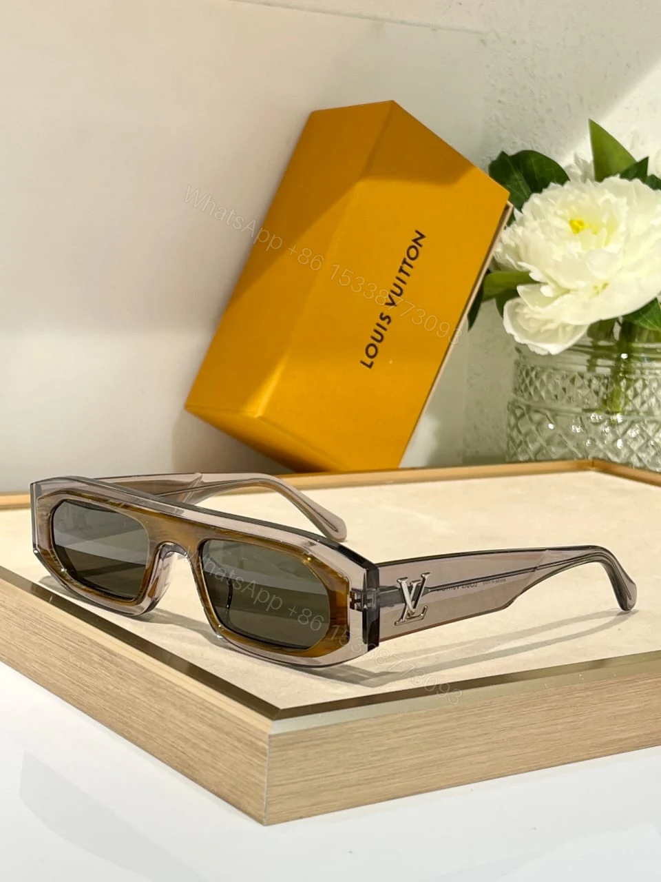 LV Brown Transparent Sunglasses — view 1