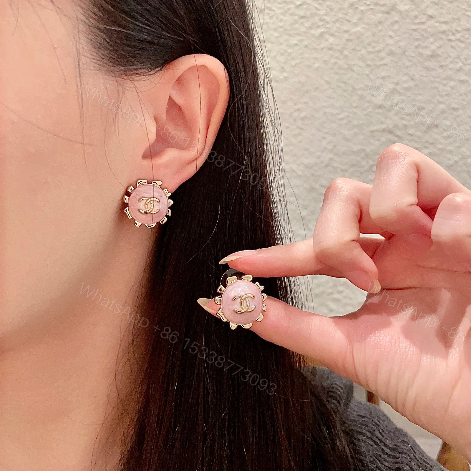 Chanel高仿復古太阳花耳環 女款氣質百搭高端耳飾 — view 1