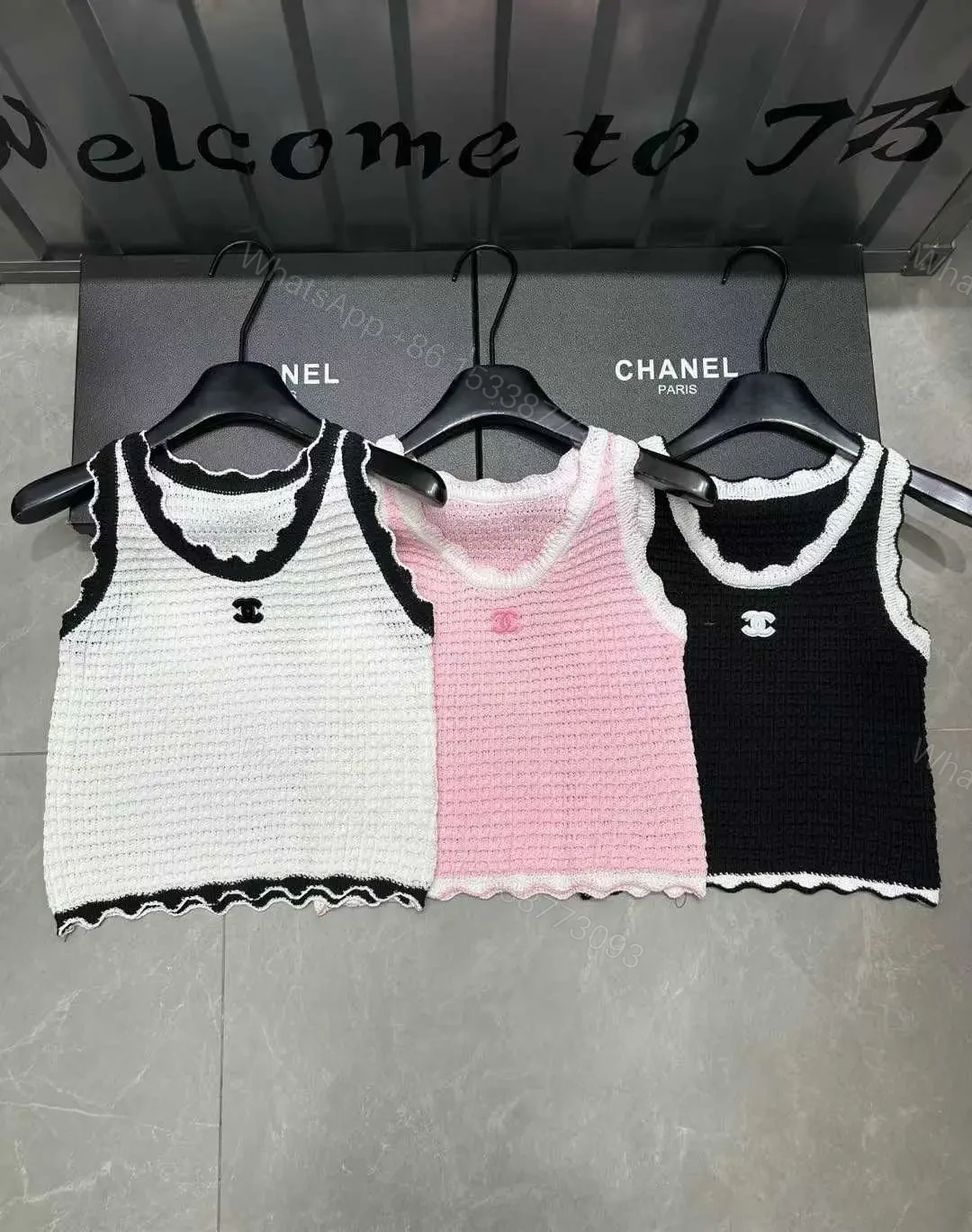 CHANEL — view 1