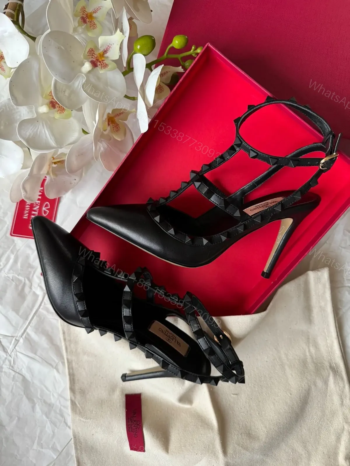 VALENTINO — view 1
