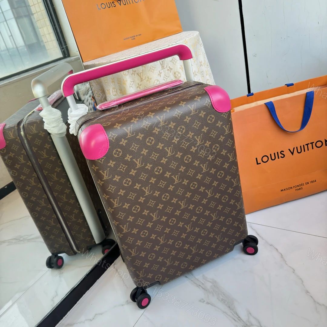 LV 高仿 粉色手把旅行箱 典雅設計 輕盈便捷 — view 1