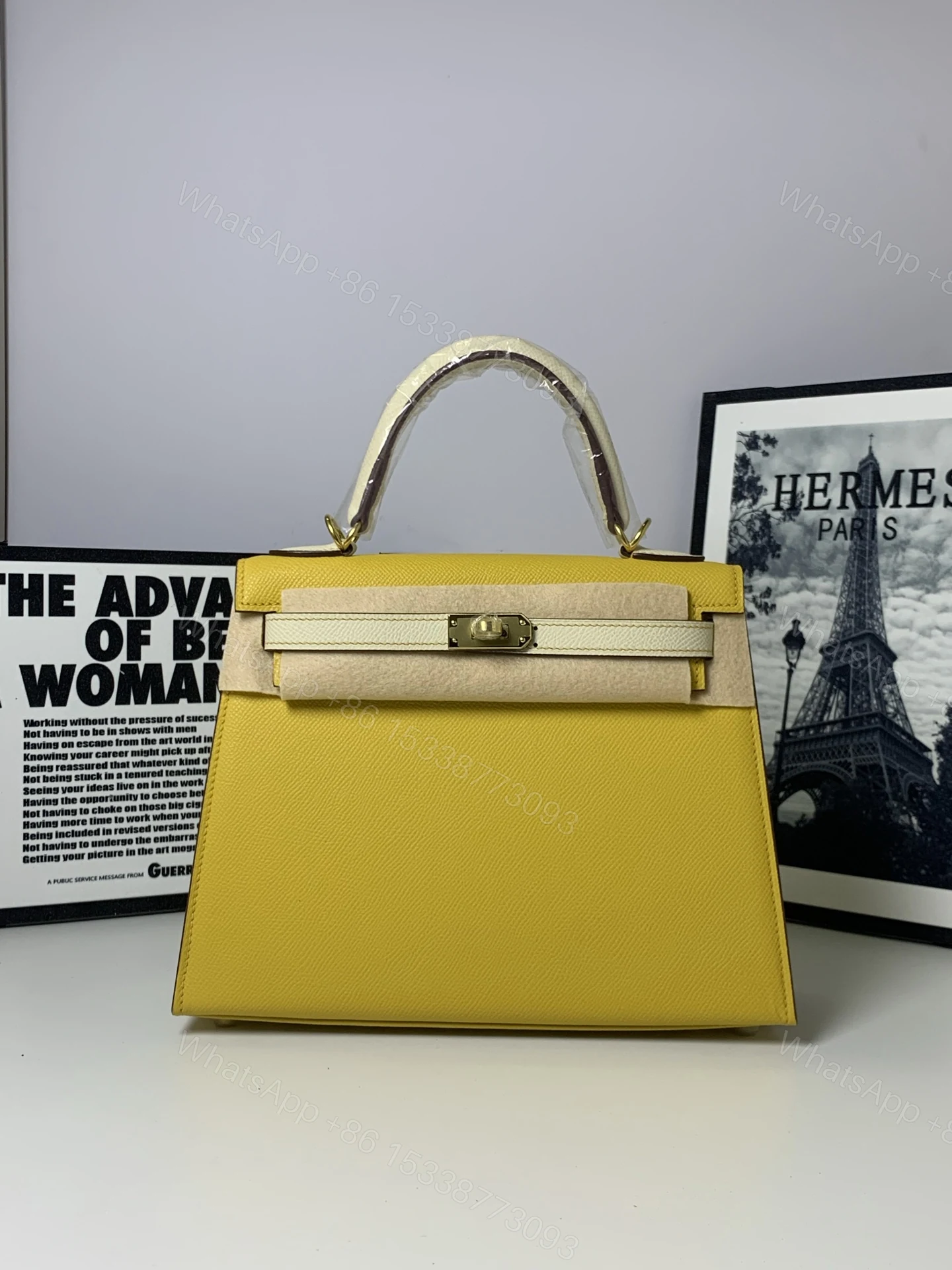高仿 Hermes Kelly 25 米白拼檸檬黃手提包 清新撞色女包 — view 1