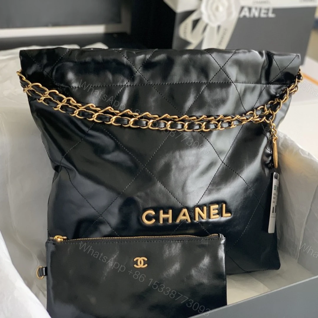 CHANEL 22 Small Handbag in Black — view 1