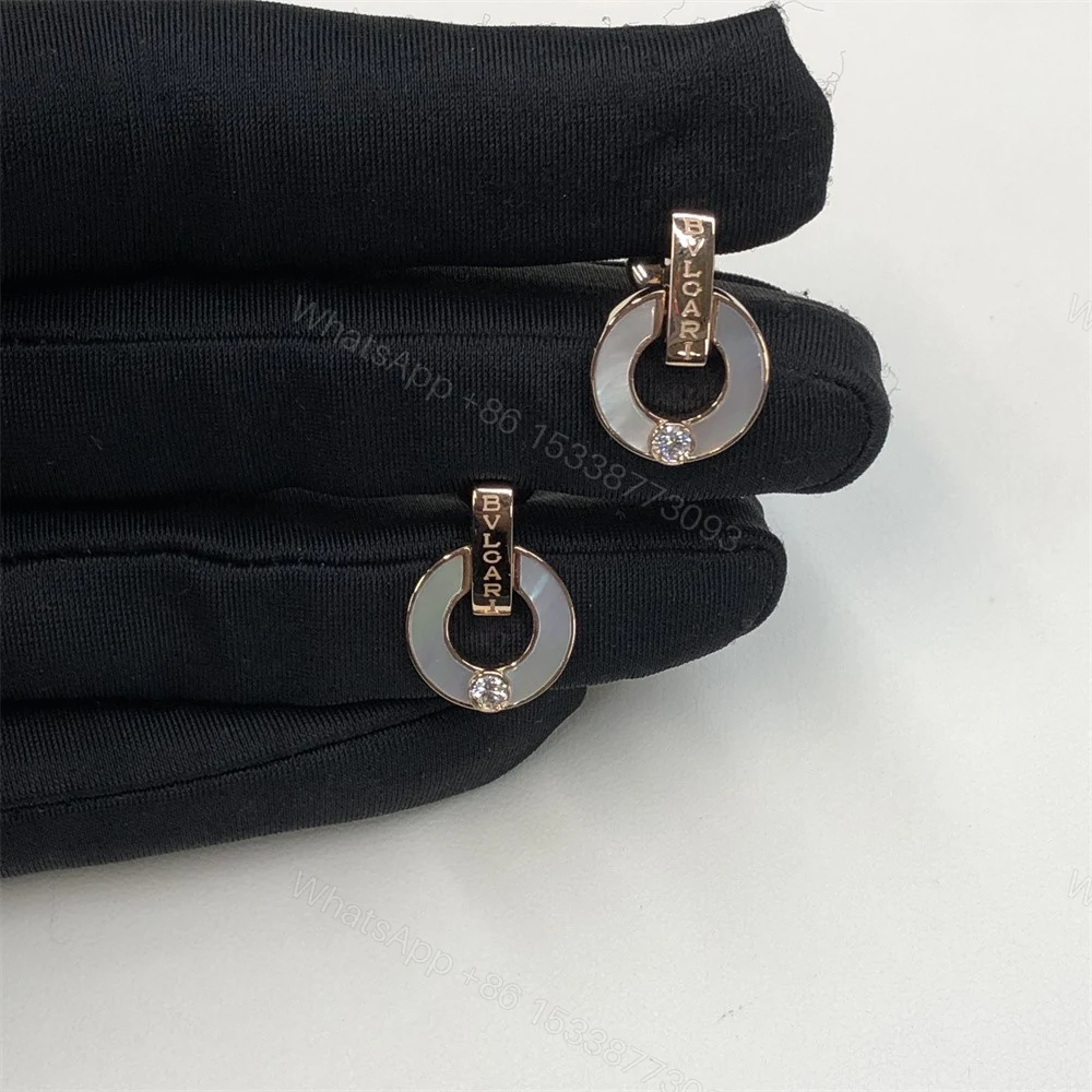 Bvlgari Bvlgari Earrings Yellow Gold Mother Of Pearl — view 2