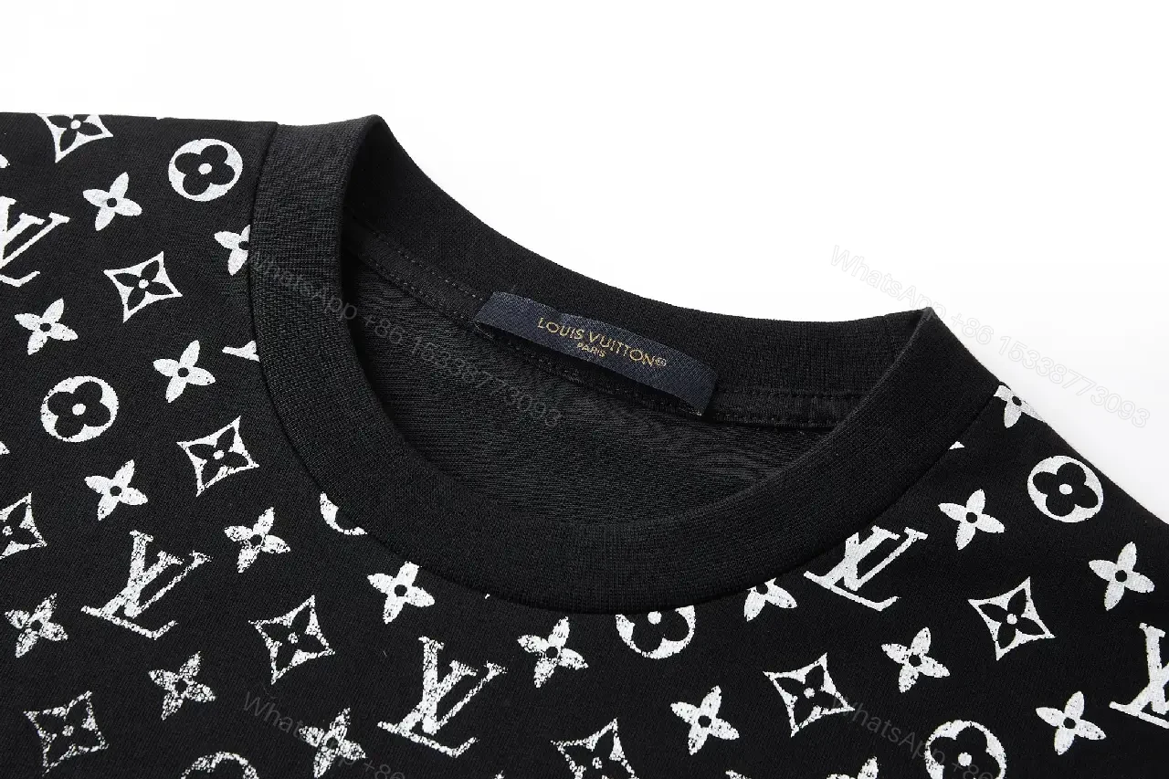 View 7 of Black Polyester T-shirt Metallic LV Monogram Pattern Short-Sleeve Crewneck Tee
