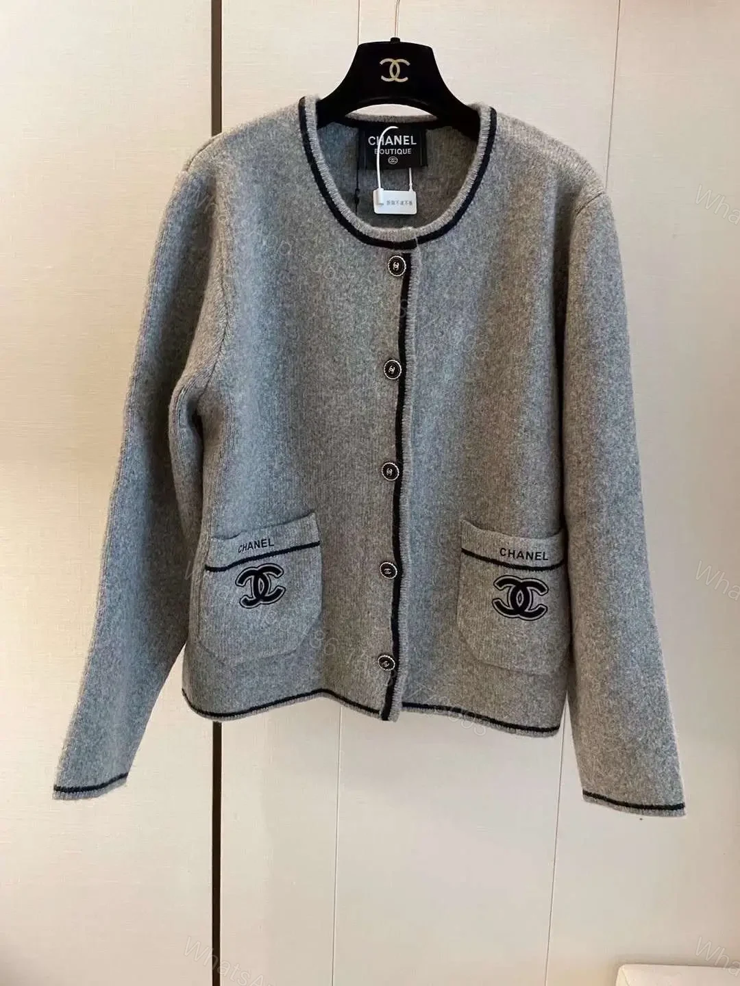 CHANEL — view 1