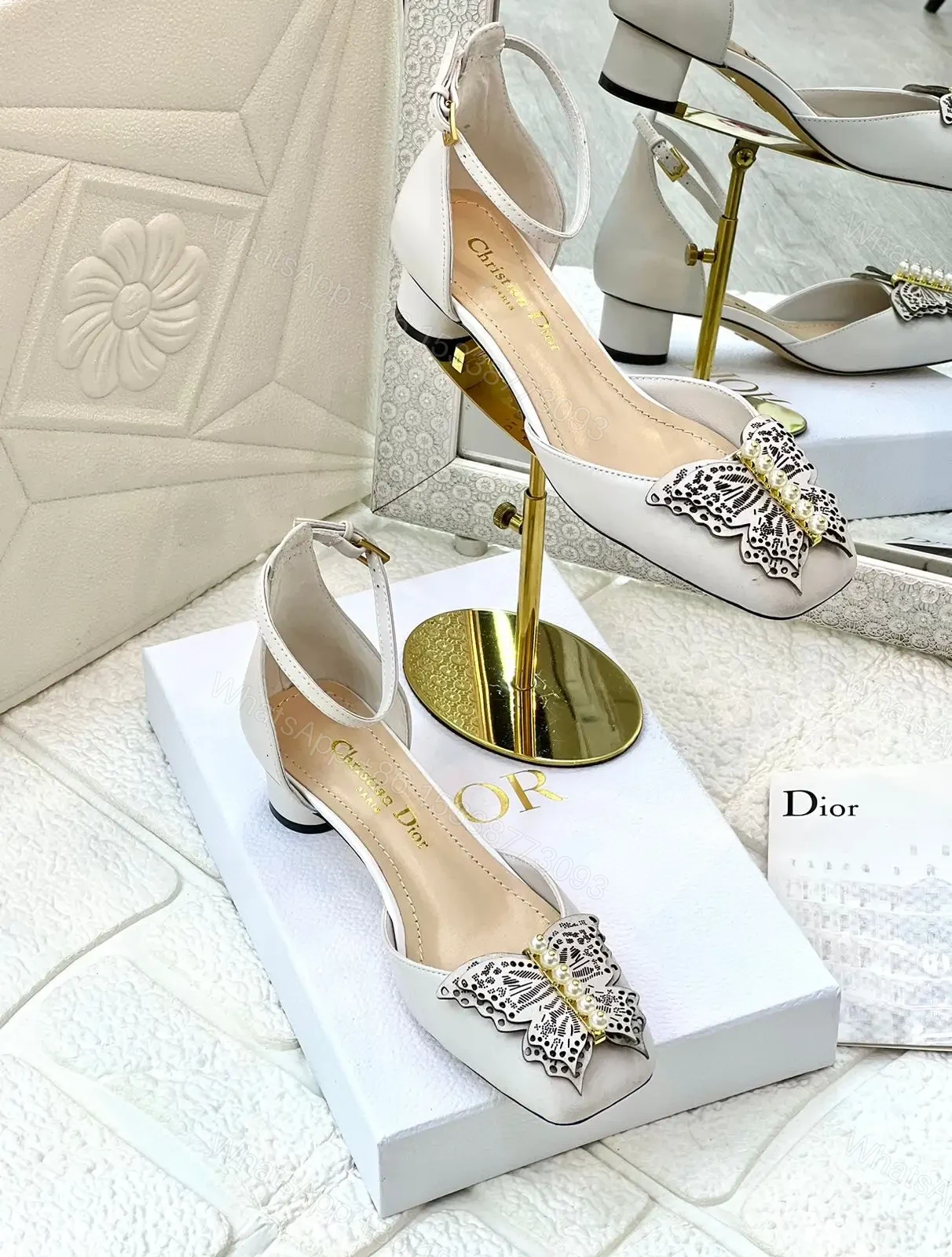 DIOR — view 1